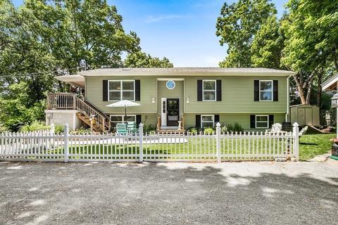 111 Wompatuck Rd, Hingham, MA 02043 photo 2