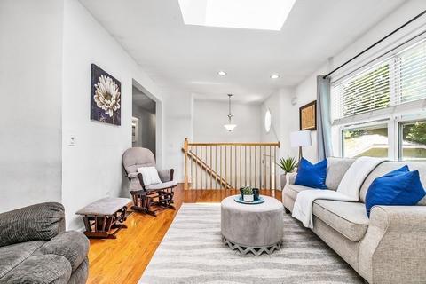 111 Wompatuck Rd, Hingham, MA 02043 photo 7