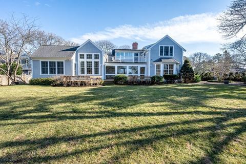 35 Barberry Ln, Brewster, MA 02631