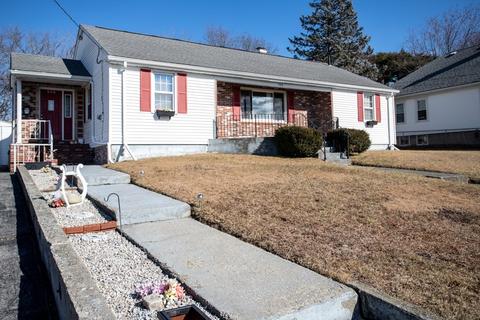 506 Ludlow St, Fall River, MA 02721 photo 4