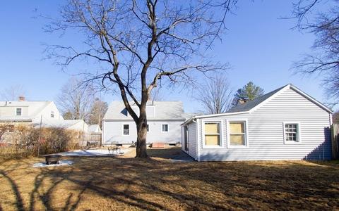 24 Lumae, Springfield, MA 01119 photo 5