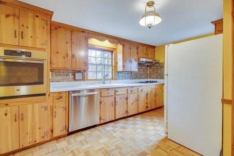 9 Melvern Rd, Needham, MA 02492 photo 12