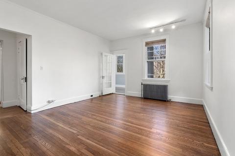 135 Freeman St #1A, Brookline, MA 02446 photo 11