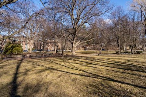 135 Freeman St #1A, Brookline, MA 02446 photo 20