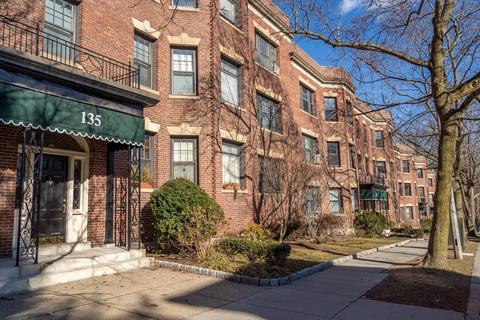 135 Freeman St #1A, Brookline, MA 02446 photo 21