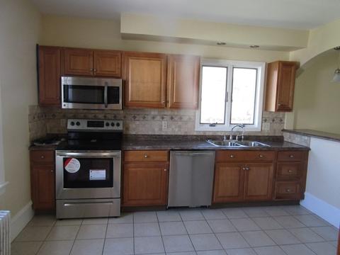 225 Calvin St, Fall River, MA 02720 photo 4