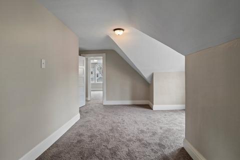593-595 White St, Springfield, MA 01108 photo 21