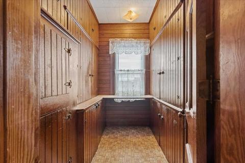 105 E Main St, Orange, MA 01364 photo 9