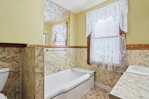 105 E Main St, Orange, MA 01364 photo 13