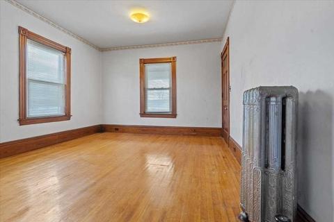 105 E Main St, Orange, MA 01364 photo 32