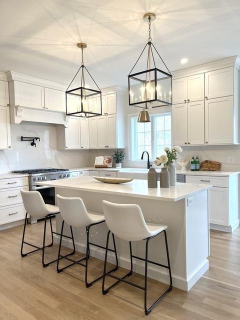 252 Franklin St, Reading, MA 01867 photo 4
