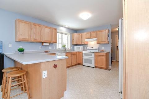 106 Taft St, Upton, MA 01568 photo 9