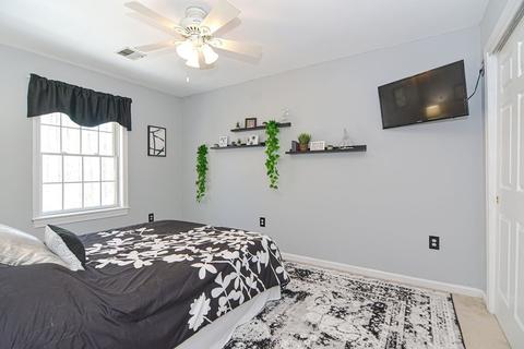 106 Taft St, Upton, MA 01568 photo 23