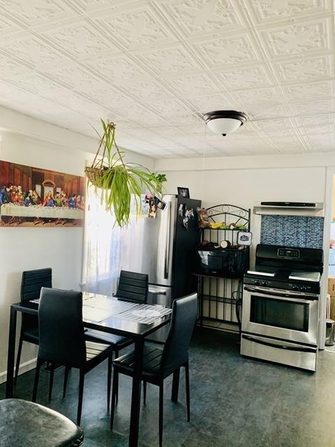 75 White St, Springfield, MA 01108 photo 8