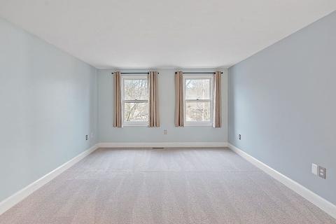 29 Pleasant St, Upton, MA 01568 photo 24