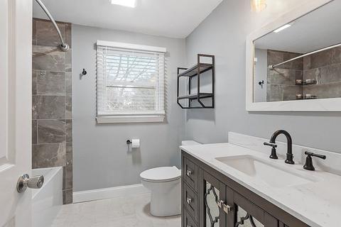 29 Pleasant St, Upton, MA 01568 photo 25