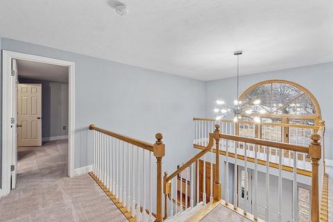 29 Pleasant St, Upton, MA 01568 photo 18