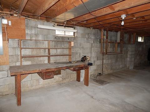 557 Lenox St, Athol, MA 01331 photo 17