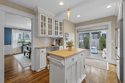 54 Pilgrim Rd, Marblehead, MA 01945 photo 10