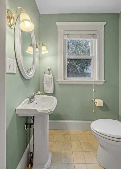 54 Pilgrim Rd, Marblehead, MA 01945 photo 14