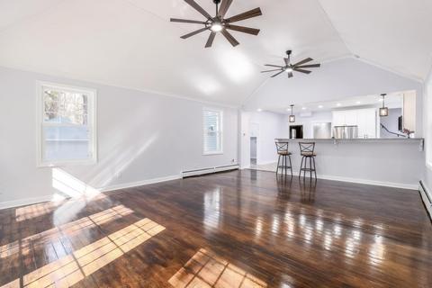 370 Thompson, Webster, MA 01570 photo 17