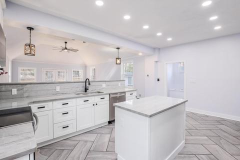 370 Thompson, Webster, MA 01570 photo 22