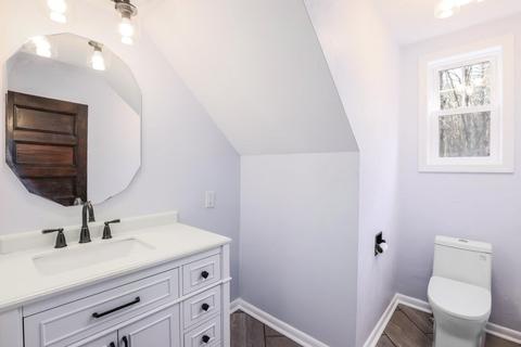 370 Thompson, Webster, MA 01570 photo 24