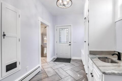 370 Thompson, Webster, MA 01570 photo 15