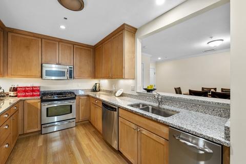 36 Intrepid Cir #305, Marblehead, MA 01945 photo 8