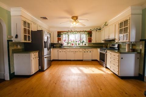 1417 Bedford St, Fall River, MA 02723 photo 2