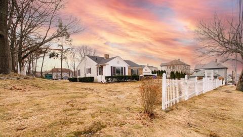 1417 Bedford St, Fall River, MA 02723 photo 5