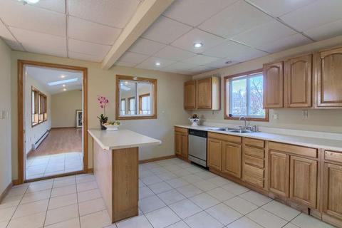 244 E Broadway, Gardner, MA 01440 photo 16