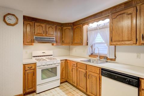23 Coolidge St, Everett, MA 02149 photo 14