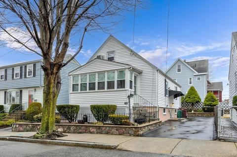 23 Coolidge St, Everett, MA 02149 photo 2