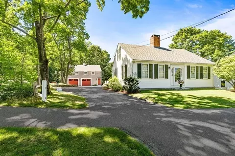 681 Main St, Hingham, MA 02043 photo 1