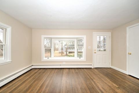 16 Perry St, Danvers, MA 01923 photo 18