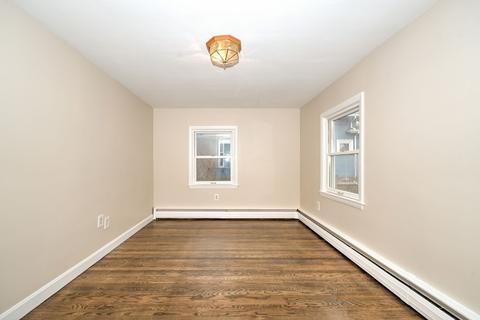 16 Perry St, Danvers, MA 01923 photo 25