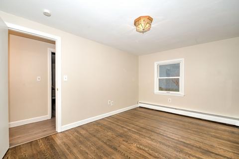 16 Perry St, Danvers, MA 01923 photo 26