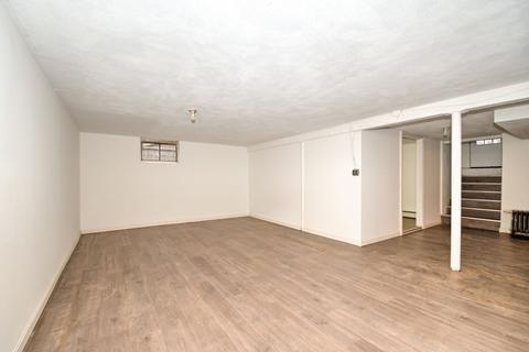 16 Perry St, Danvers, MA 01923 photo 12