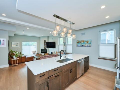 9 Jeffries St #1, Boston, MA 02128