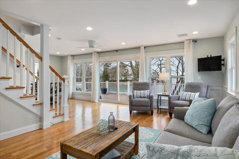 20 Bates Point Rd, Webster, MA 01570 photo 10