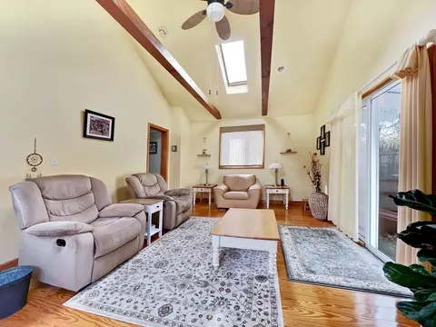 11 Crocker Ave, Wareham, MA 02571 photo 5