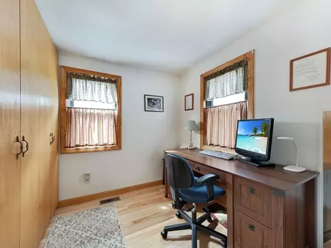 11 Crocker Ave, Wareham, MA 02571 photo 12