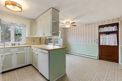 169 Acrebrook Rd, Springfield, MA 01129 photo 9