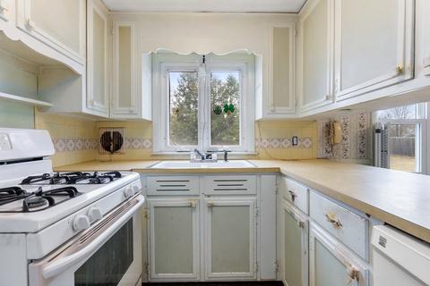 169 Acrebrook Rd, Springfield, MA 01129 photo 7
