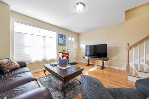 21 Maplewood Ave #C, Gloucester, MA 01930 photo 6
