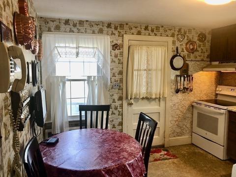 76 Upton Rd, Waltham, MA 02452 photo 7