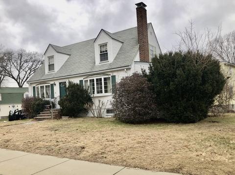 76 Upton Rd, Waltham, MA 02452 photo 22