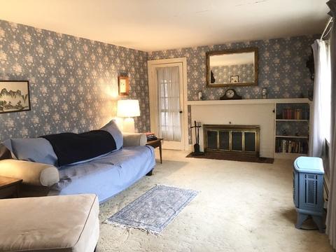 76 Upton Rd, Waltham, MA 02452 photo 2