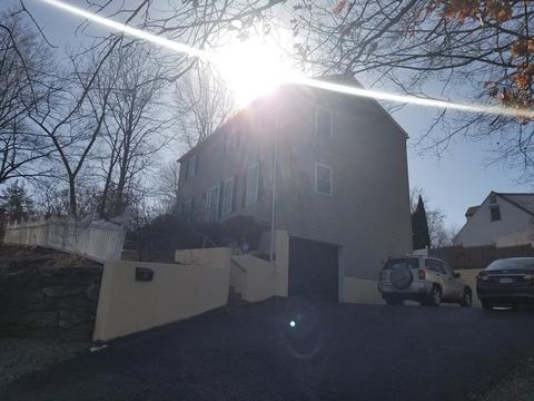 86 Heard St, Worcester, MA 01603 photo 3